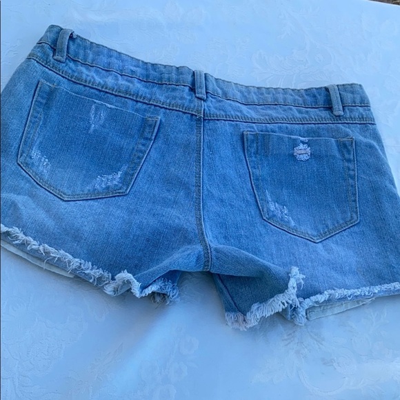 Hype Short Size -9 - Picture 2 of 7